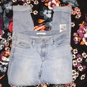 Slimming Skinmy Levi’s Jeans